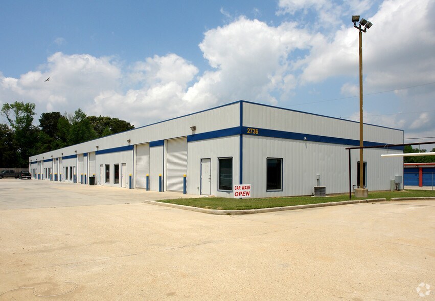 2736 O'Neal Ln, Baton Rouge, LA 70816