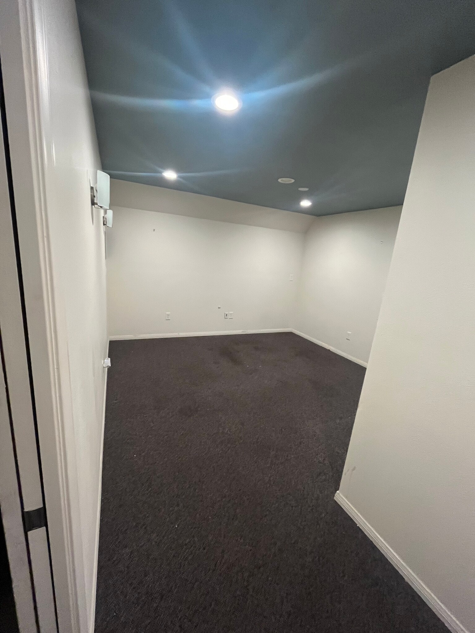 4406 Bayard St, San Diego, CA for lease Interior Photo- Image 1 of 11