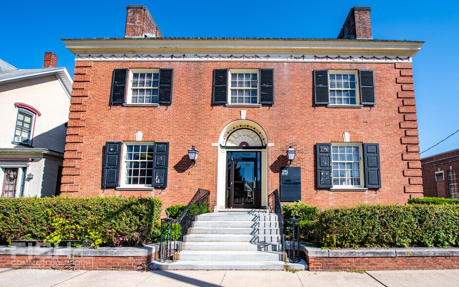 25 W Main St, Lock Haven, PA for sale - Primary Photo - Image 1 of 1