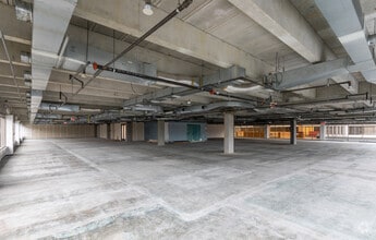 1350 E Touhy Ave, Des Plaines, IL for lease Interior Photo- Image 2 of 4