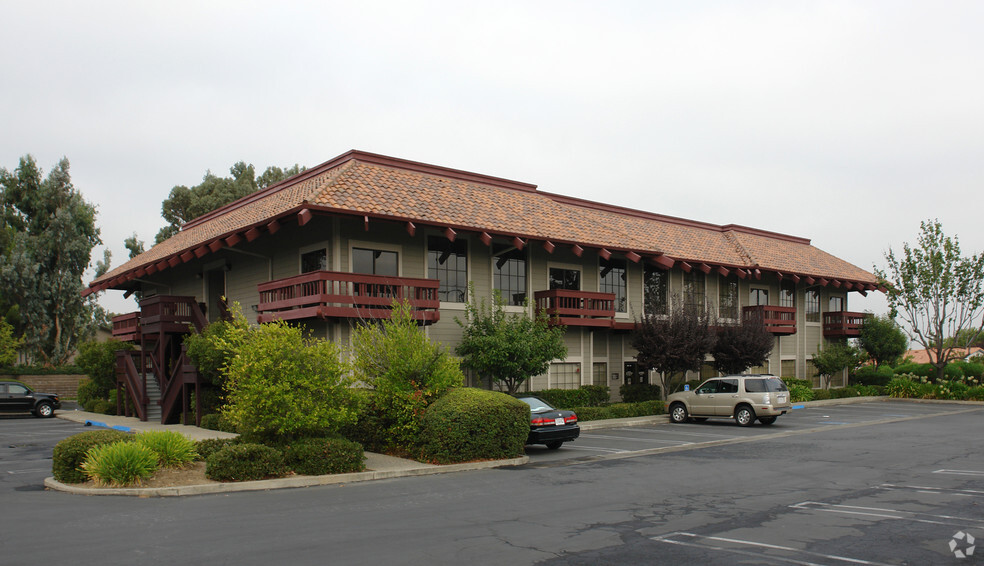 3151 S White Rd, San Jose, CA for lease - Primary Photo - Image 1 of 3