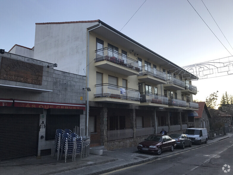 Calle Mayor, 37, Cercedilla, Madrid for lease - Primary Photo - Image 1 of 2