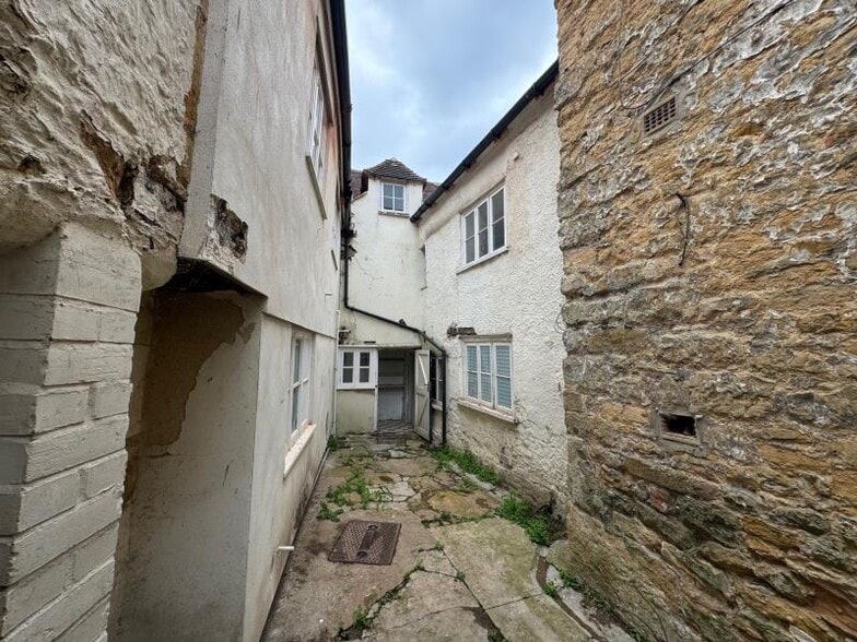 36 Long St, Sherborne for sale - Building Photo - Image 2 of 4