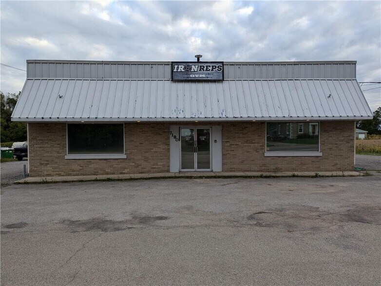 7180 W Main Rd, Le Roy, NY for sale - Primary Photo - Image 1 of 1