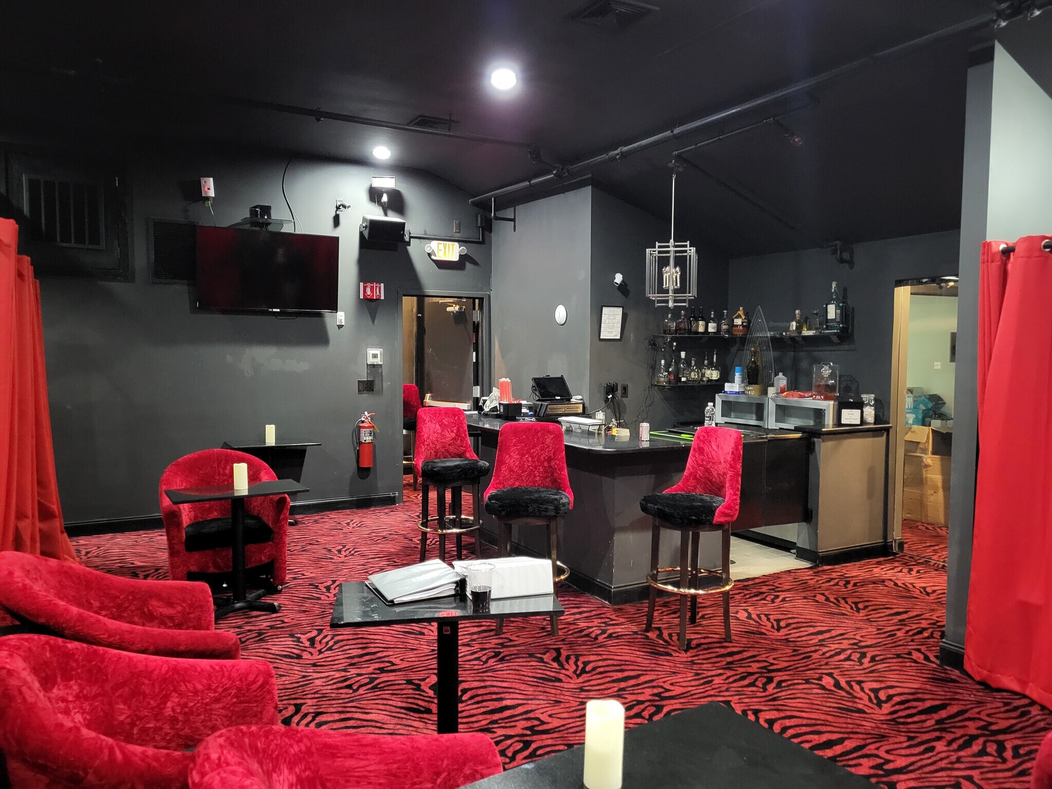 238 Route 34, Matawan, NJ 07747 Red Zebra Inn