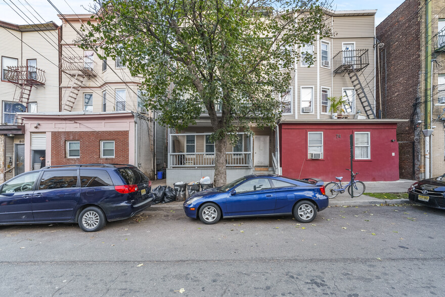 76 4th St, Passaic, NJ for sale - Building Photo - Image 1 of 1