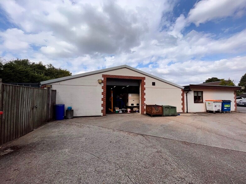 Calcot Ln, Curdridge for sale - Building Photo - Image 1 of 1