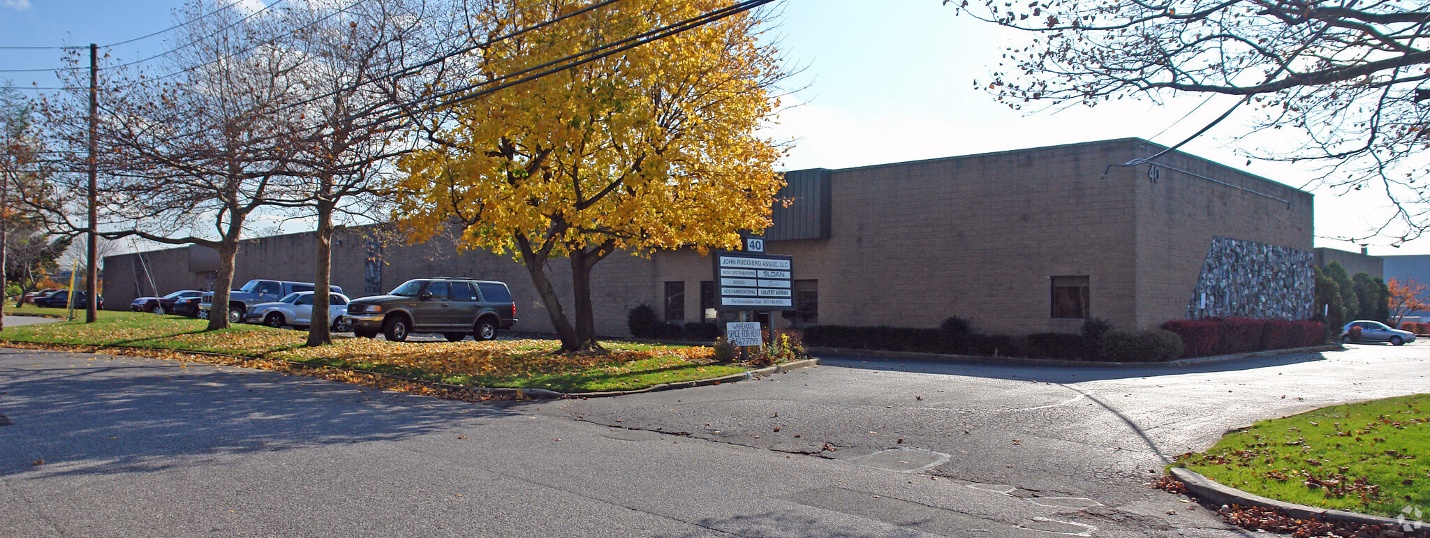 40 Aero Rd, Bohemia, NY for lease Building Photo- Image 1 of 5