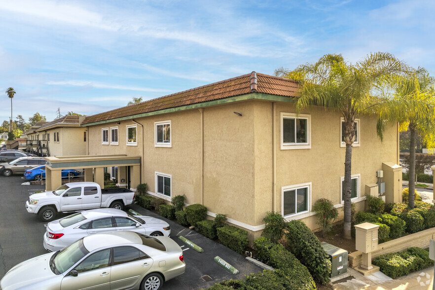 312 S Juniper St, Escondido, CA for lease - Primary Photo - Image 3 of 4