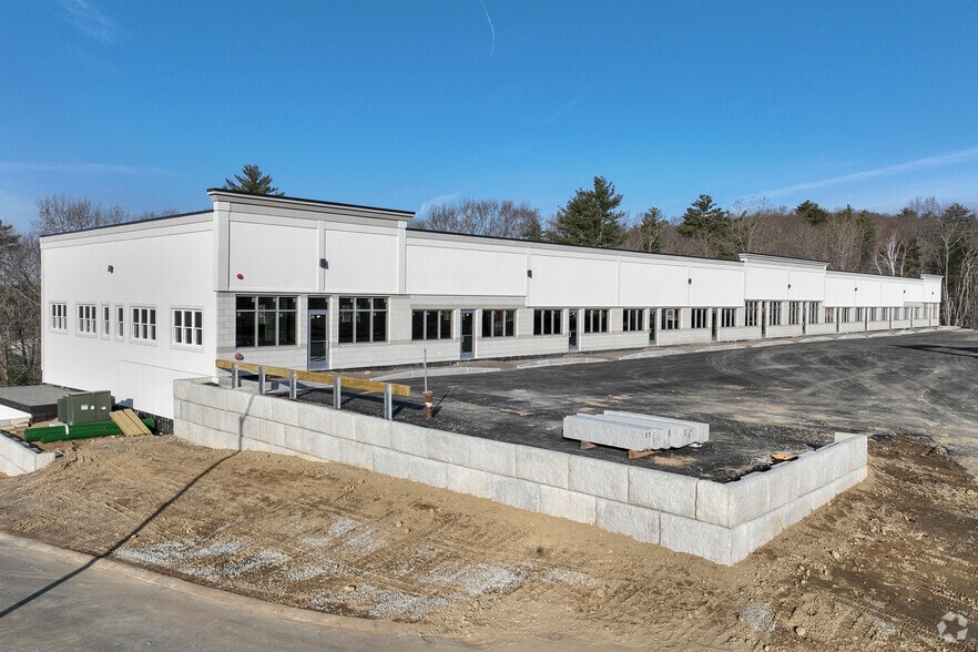 64 Forest Ridge Dr, Rowley, MA for lease - Building Photo - Image 3 of 23