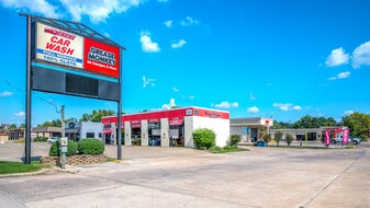 Corp Grease Monkey | Car Wash & Detail Center - Automotive Property