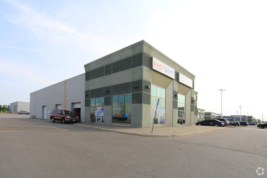 11 King St, Barrie, ON for lease - Building Photo - Image 2 of 4
