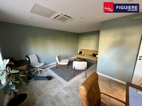 10 Impasse De Grassi, Aix-en-Provence for lease Interior Photo- Image 2 of 5