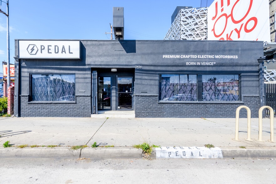 2426 Lincoln Blvd, Venice, CA for lease - Building Photo - Image 1 of 3