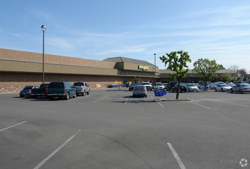 6200-6450 White Ln, Bakersfield, CA for lease - Building Photo - Image 3 of 4