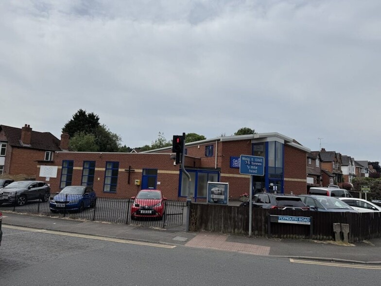 4 Plymouth Rd, Redditch for sale - Building Photo - Image 2 of 3