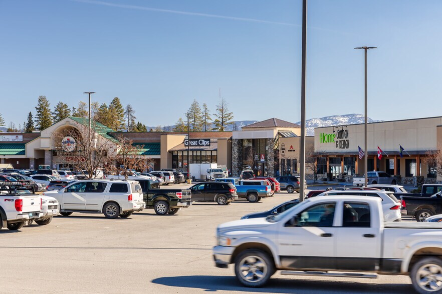 6475 US Highway 93 S, Whitefish, MT for sale - Primary Photo - Image 1 of 1
