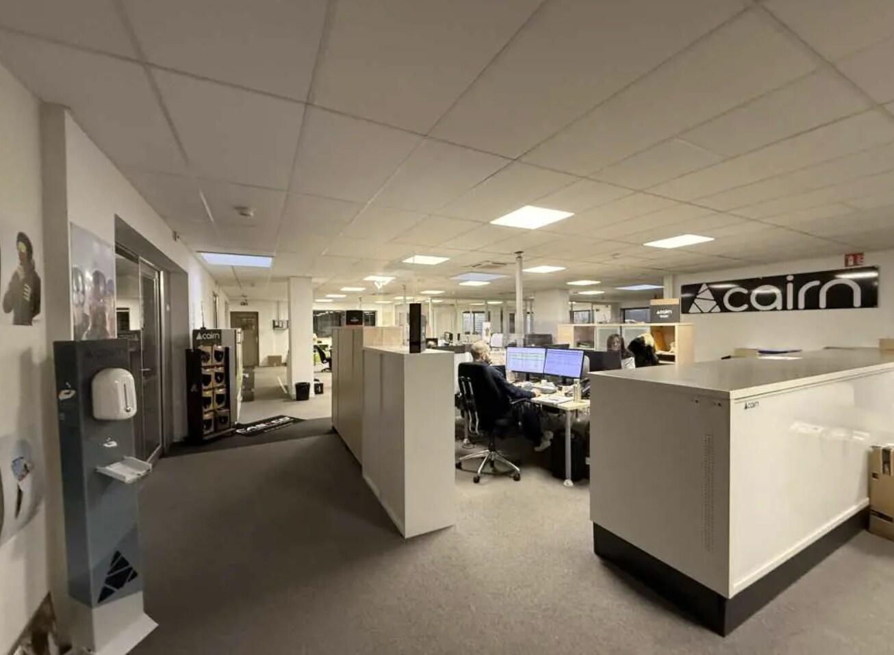 Flex in Saint-André-de-Corcy for lease Interior Photo- Image 1 of 11