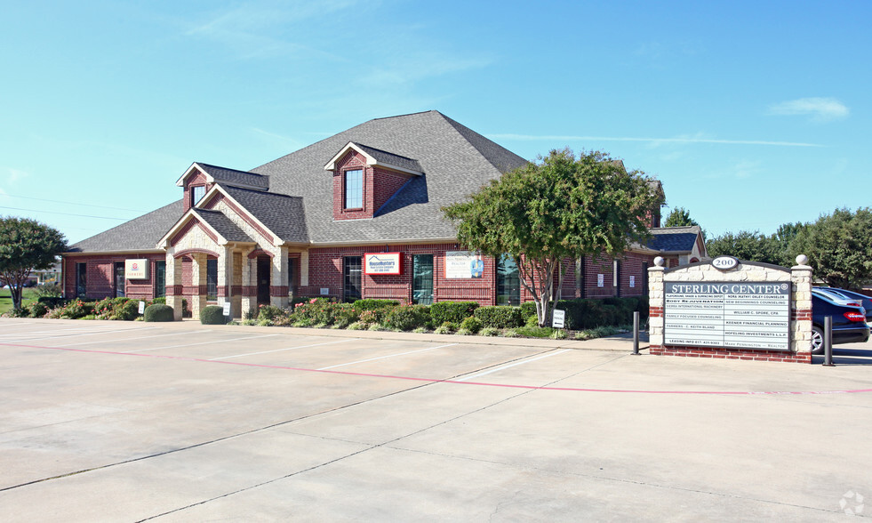 200 N Rufe Snow, Keller, TX for lease - Building Photo - Image 3 of 7