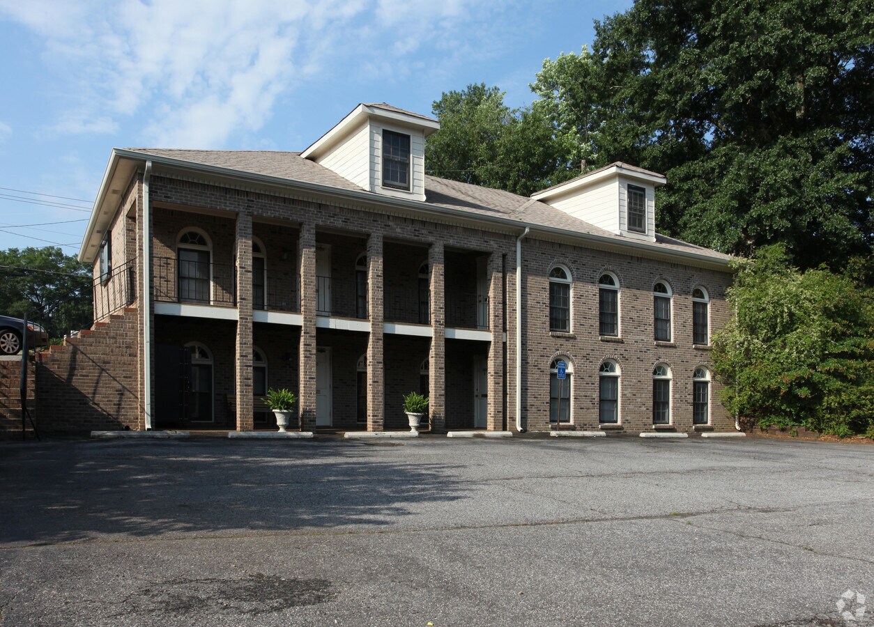 4980 Nelson Brogdon Blvd, Sugar Hill, GA 30518 | LoopNet