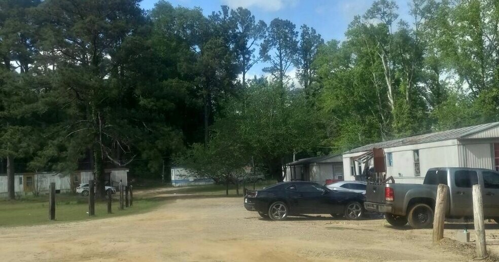 920 Church Street, Newton, MS 39345 36 LOTS CITY SERVICES PARK OWNED HOMES & MORE