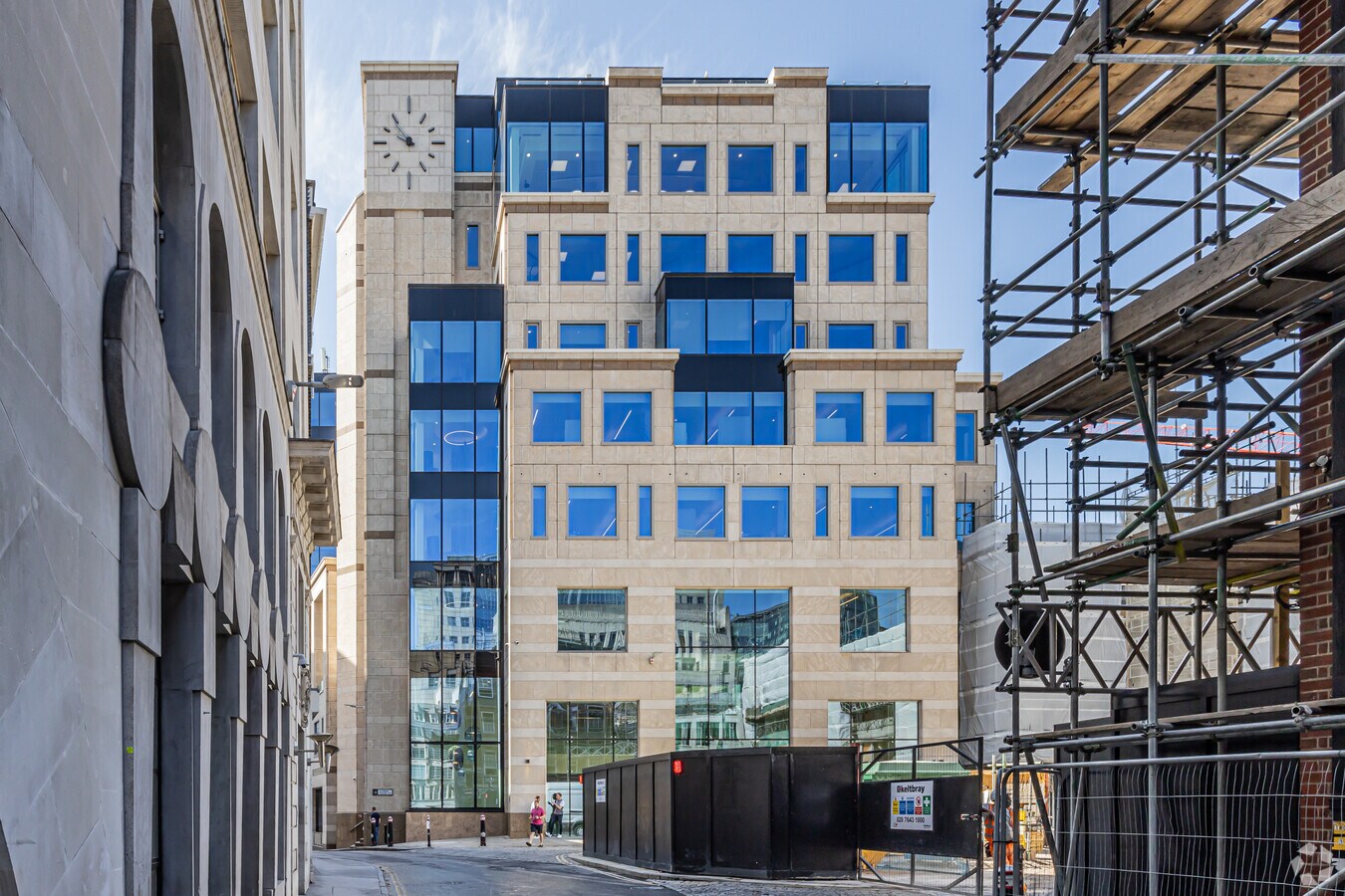 8 Salisbury Sq, London, EC4Y 8AP