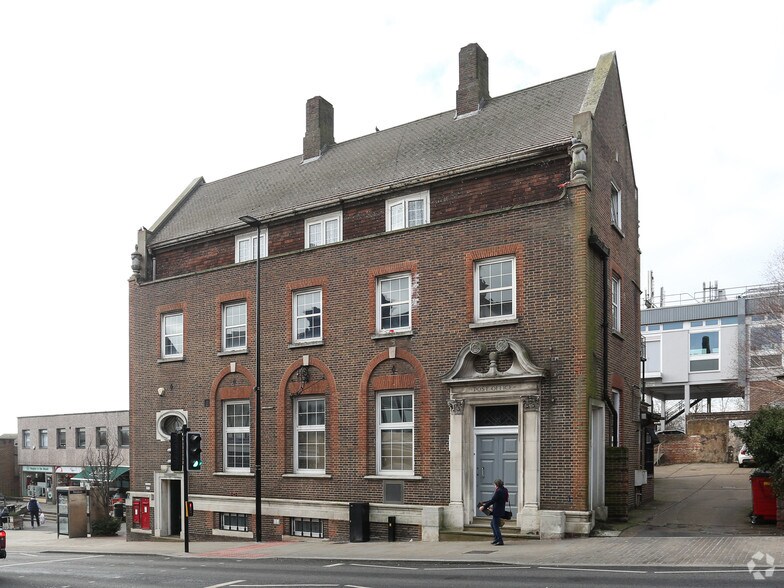 High St, Uckfield for sale - Primary Photo - Image 1 of 1