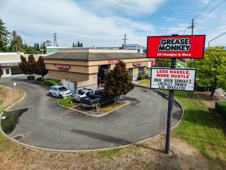 12306 NE Fourth Plain Blvd, Vancouver, WA for sale - Building Photo - Image 1 of 7