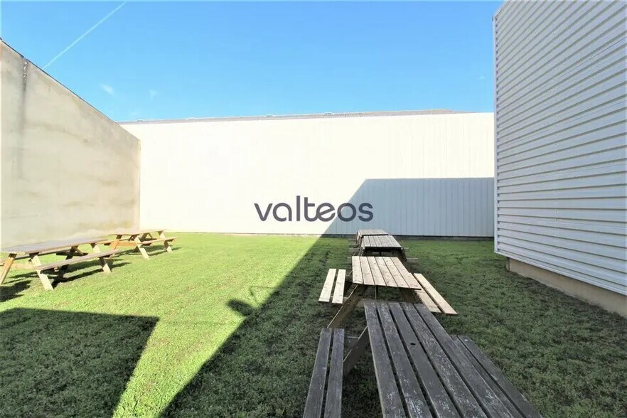 Flex in Toulouse for lease - Building Photo - Image 3 of 6