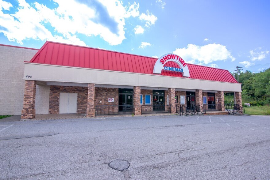 895 N Dixie Blvd, Radcliff, KY 40160 Showtime Cinema