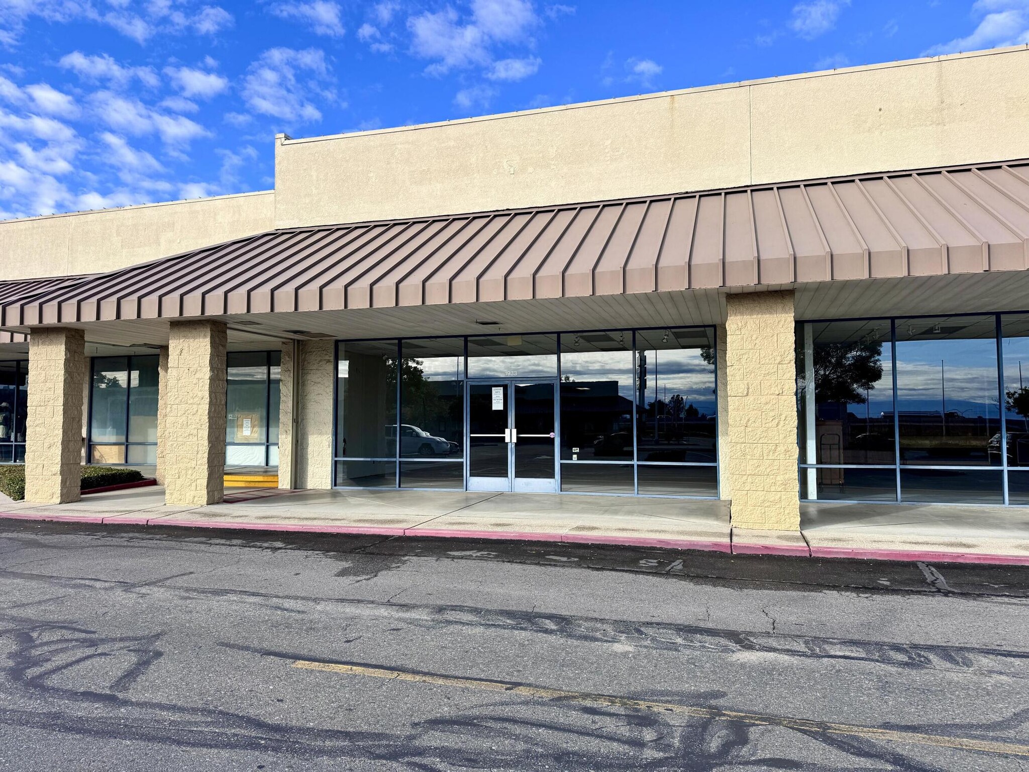 1699-1785 State Highway 273, Anderson, CA for lease Interior Photo- Image 1 of 5