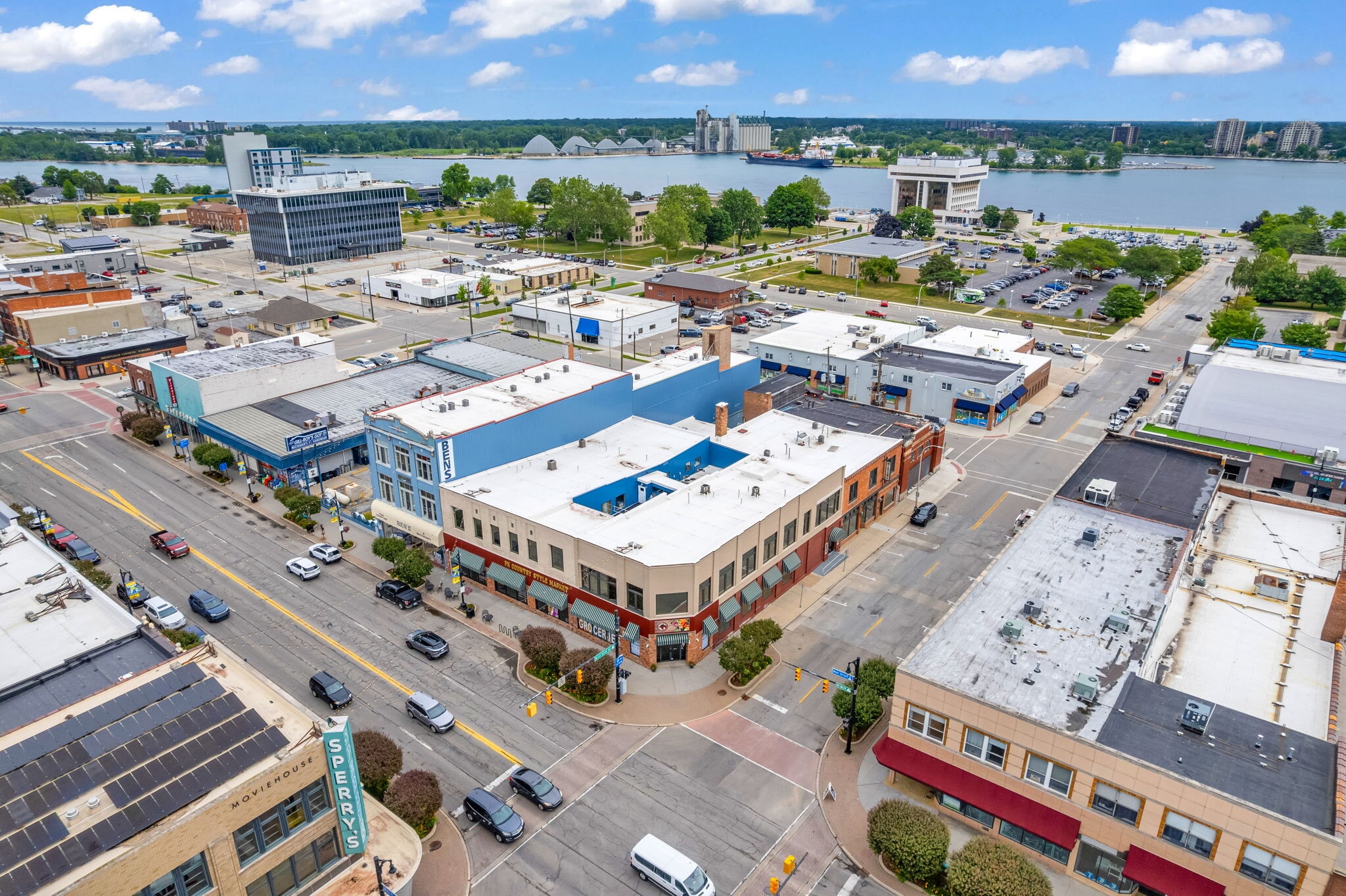 306-310 Huron Ave, Port Huron, MI for sale Building Photo- Image 1 of 85