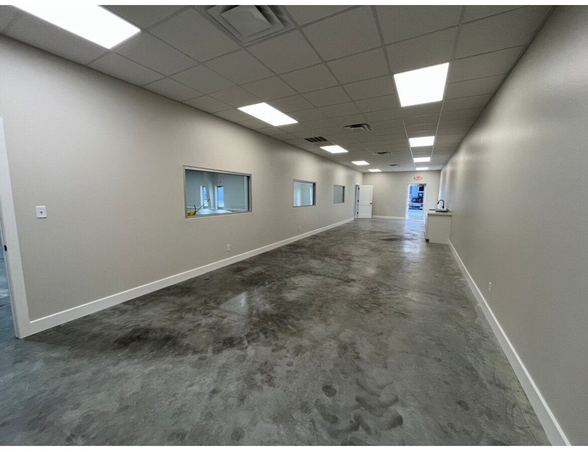 21631 Rhodes Rd, Spring, TX 77388 - Rhodes Meadow Business Park | LoopNet