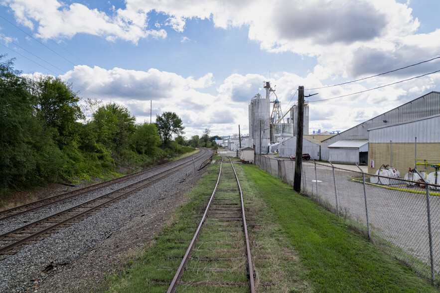 150 Pottery Street, Perrysville, OH for lease - Building Photo - Image 2 of 11