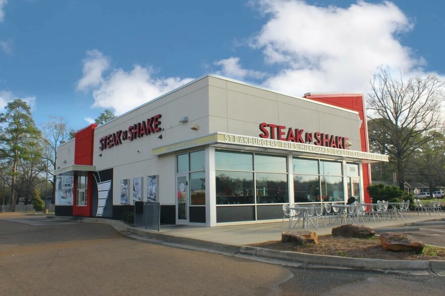 300 Riverwind Dr, Pearl, MS for sale - Building Photo - Image 1 of 19