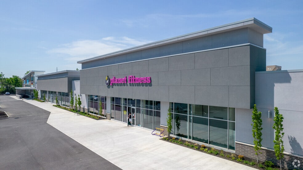 2400 Stringtown Rd, Columbus, OH for sale - Building Photo - Image 1 of 1