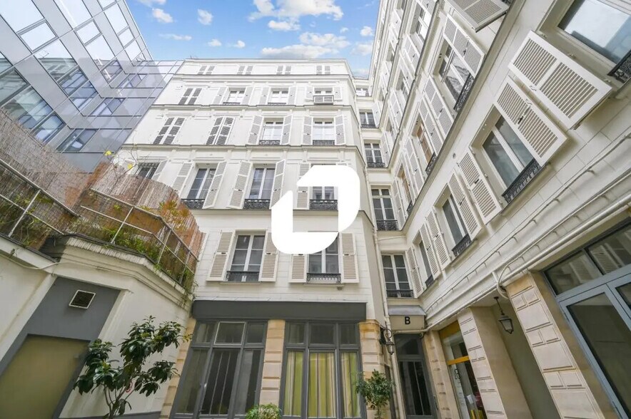 Office in Paris for lease - Building Photo - Image 1 of 13
