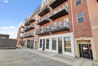 350 River St, Lemont, IL for lease Interior Photo- Image 2 of 12