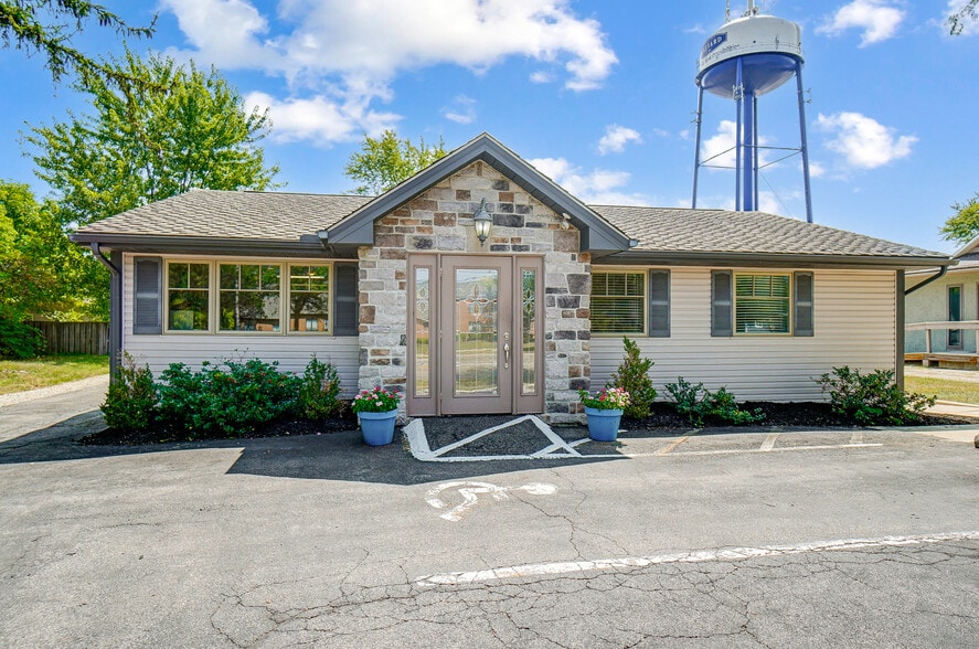 4961 Cemetery Rd, Hilliard, OH for sale - Building Photo - Image 2 of 35