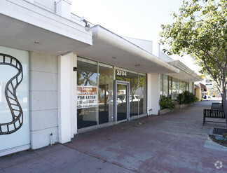 More details for 2704 W Burbank Blvd, Burbank, CA - Retail for Sale