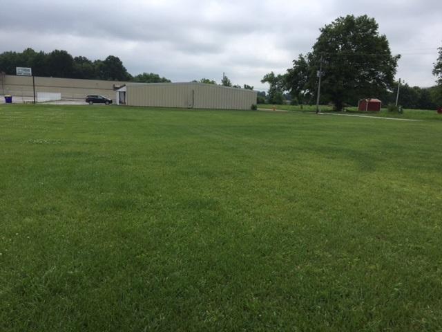 102 Barrett Ln, Franklin, KY for sale - Primary Photo - Image 1 of 1