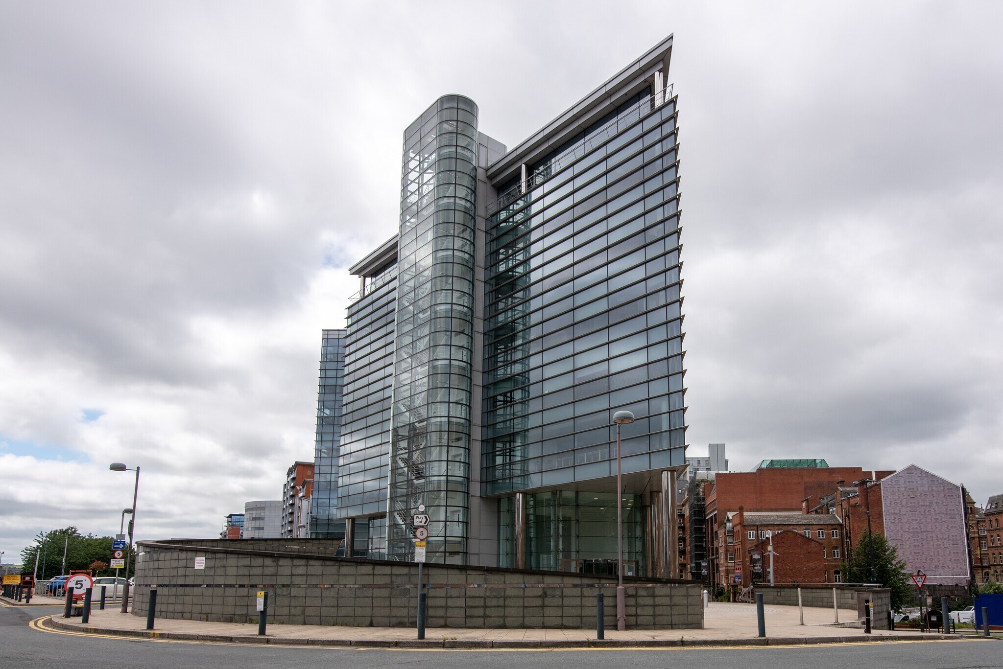 Princes Sq, Leeds for lease Building Photo- Image 1 of 8