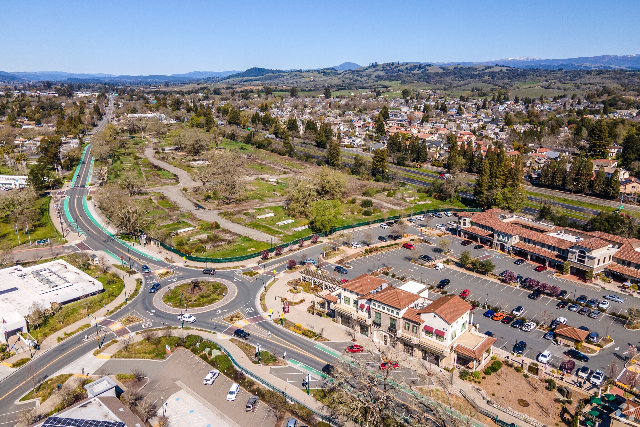 92349290 Old Redwood Hwy, Windsor, CA 95492 Bell Village Windsor