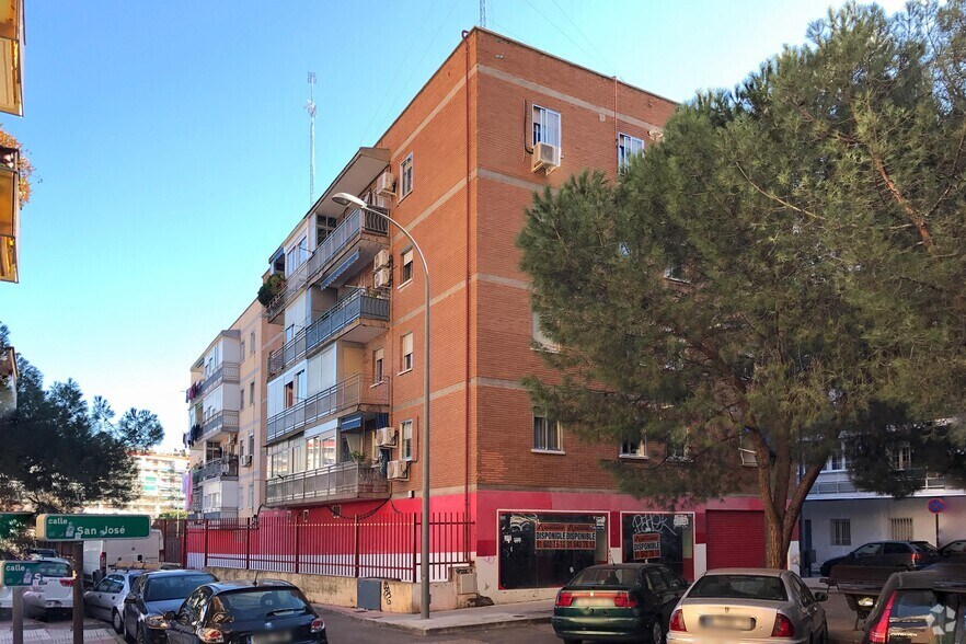 Retail in Alcorcón, Madrid for lease - Building Photo - Image 2 of 2