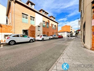 More details for Avenida Constitución, 30-34, San Fernando de Henares - Multifamily for Sale