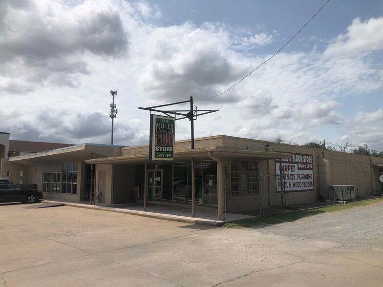 4713 NW 10th St, Oklahoma City, OK for sale - Building Photo - Image 1 of 2