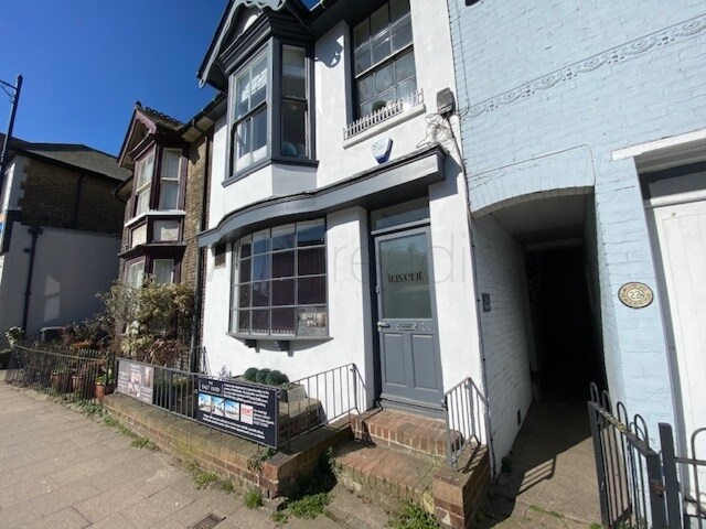 24 Oxford St, Whitstable for sale Building Photo- Image 1 of 1