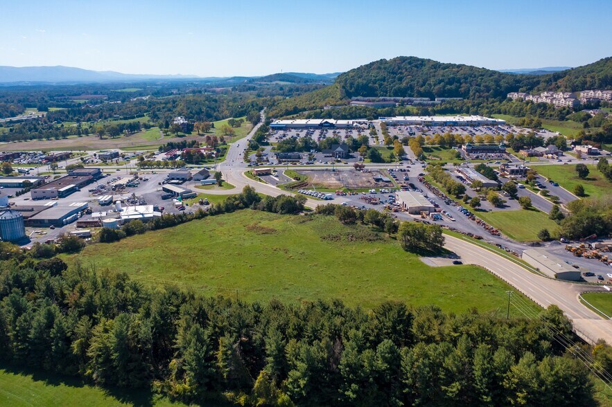 1137 Richmond, Staunton, VA for sale - Aerial - Image 2 of 10