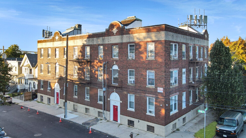 85 Ann St, Staten Island, NY for sale - Building Photo - Image 1 of 1