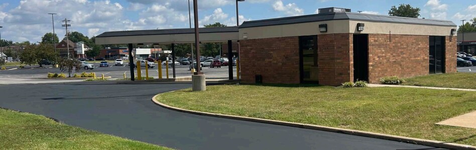 1100 Shackelford Rd, Florissant, MO for sale - Building Photo - Image 2 of 4